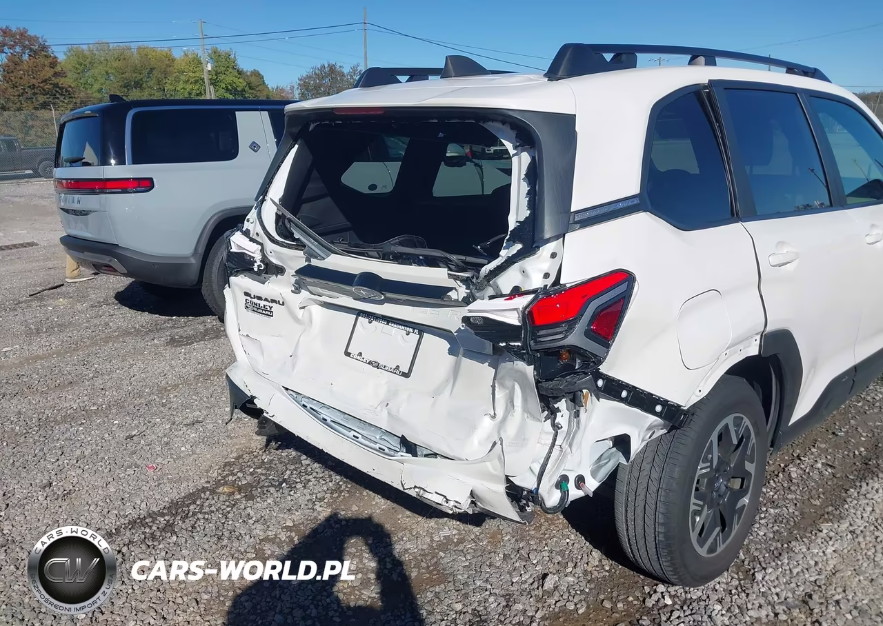 2026 Subaru Forester Premium VIN:4S4SLDB61T3072770 - 17