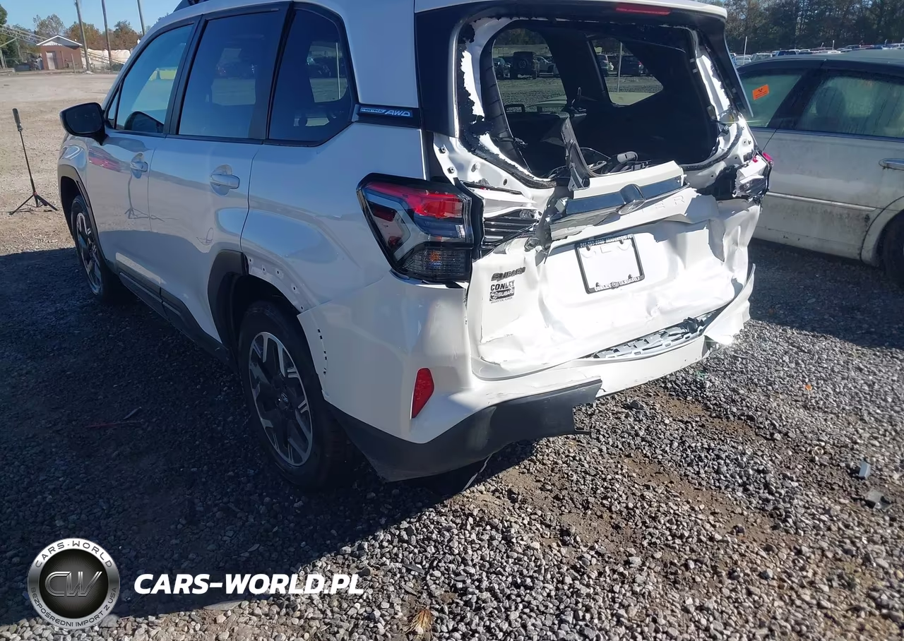 2026 Subaru Forester Premium VIN:4S4SLDB61T3072770 - 6
