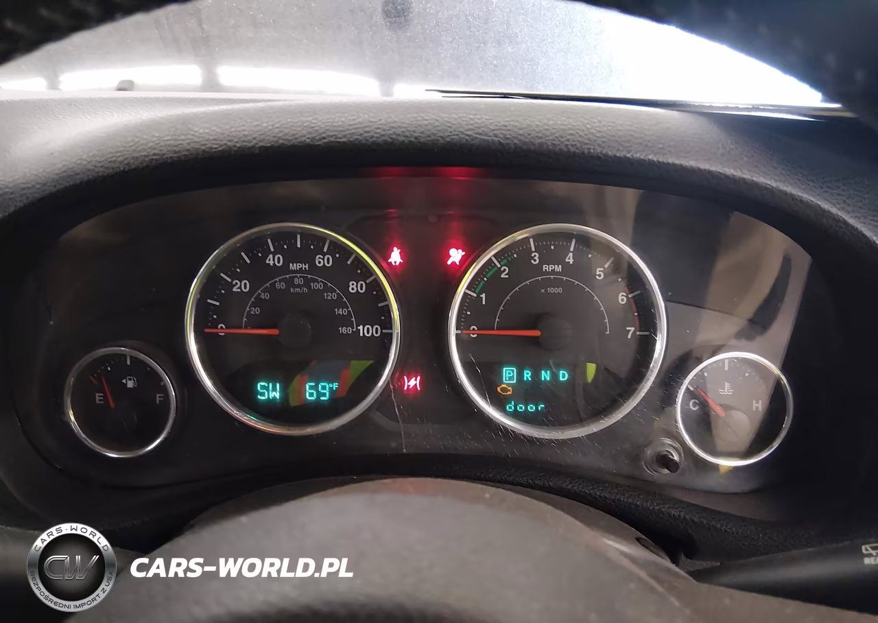 2011 Jeep Wrangler Unlimited Sport Rhd VIN:1J4BZ3H17BL599777 - 7