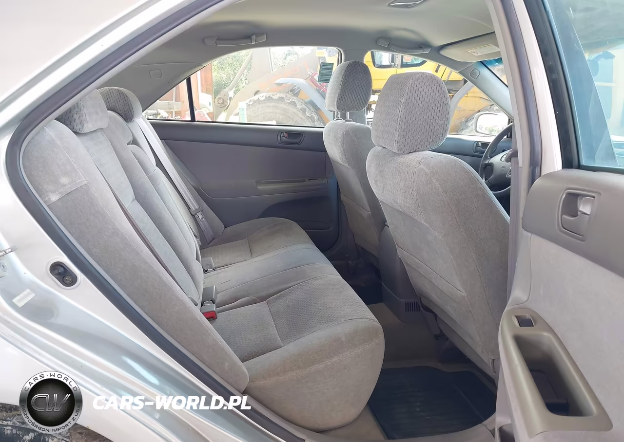 2002 Toyota Camry Le V6 VIN:4T1BF30K82U006629 - 8