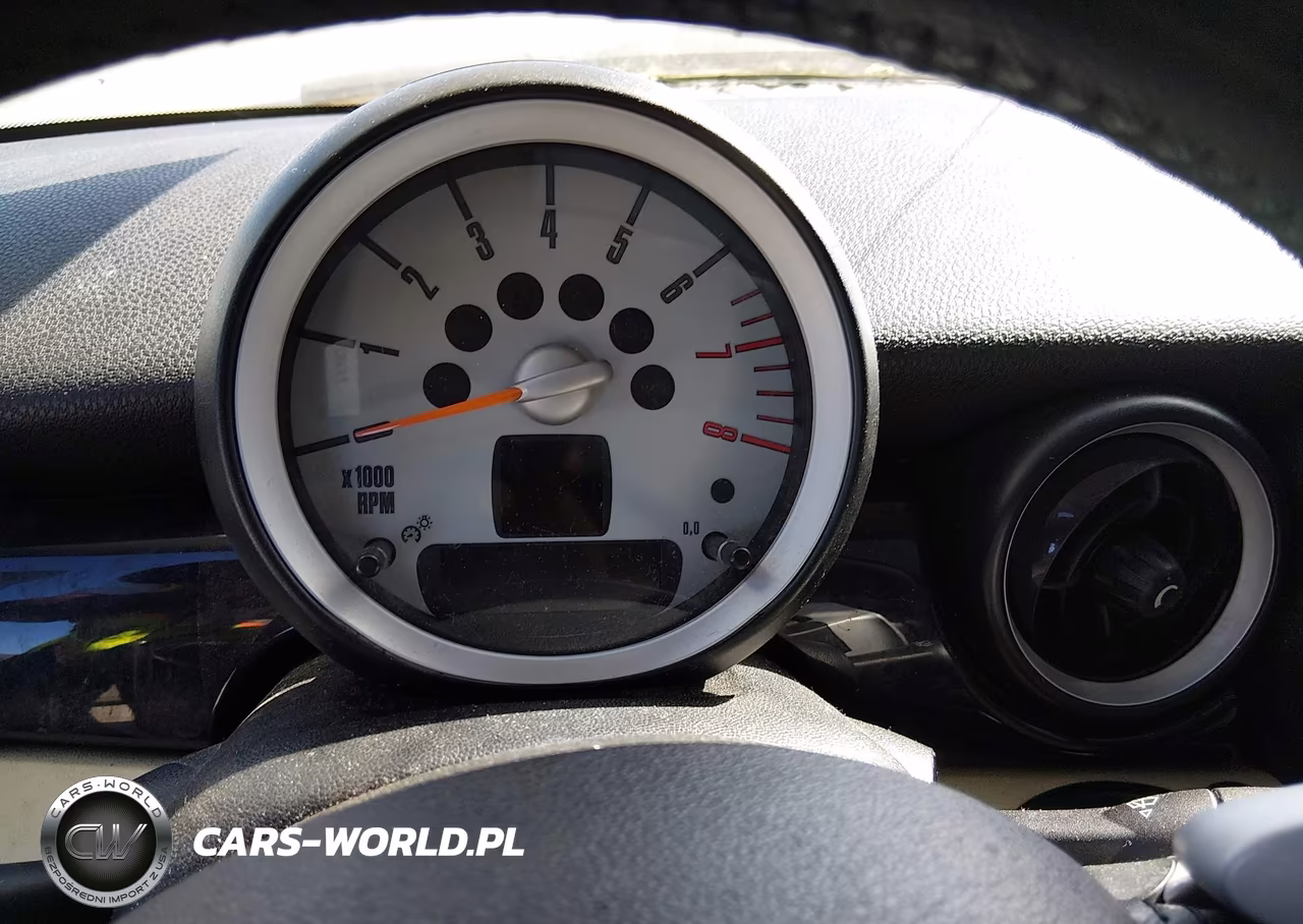 2009 Mini Cooper S Clubman VIN:WMWMM33539TP93060 - 7