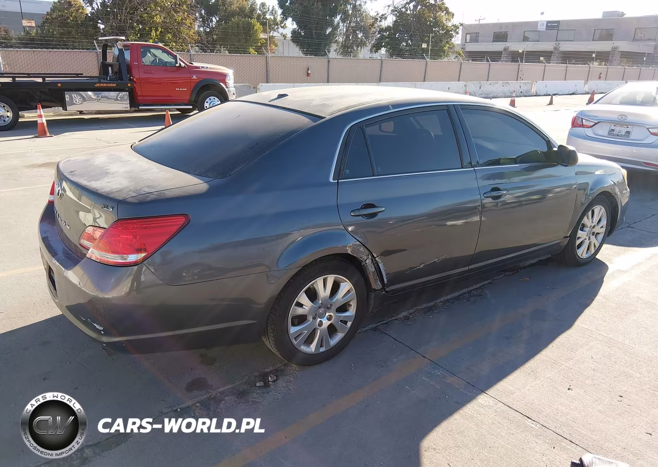 2010 Toyota Avalon Xls VIN:4T1BK3DB8AU364706 - 4