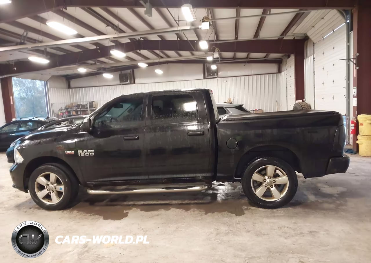 2016 Ram 1500 Express VIN:3C6RR7KT3GG127383 - 14