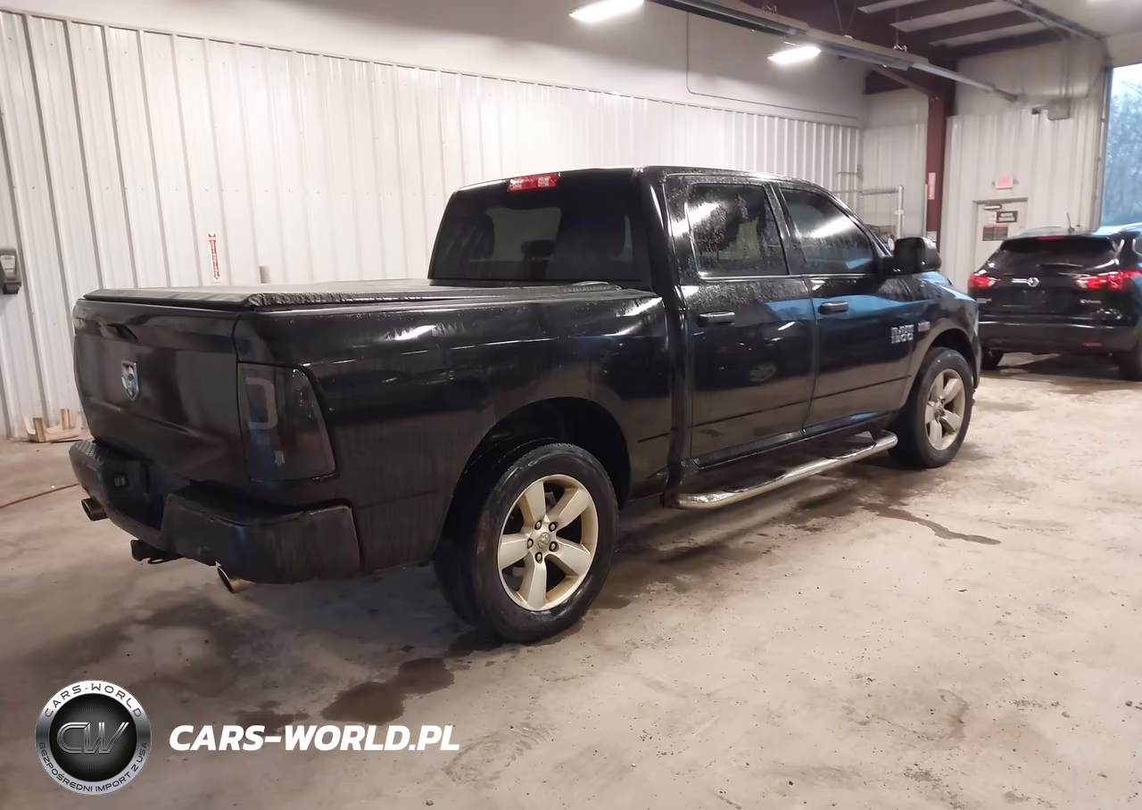2016 Ram 1500 Express VIN:3C6RR7KT3GG127383 - 4