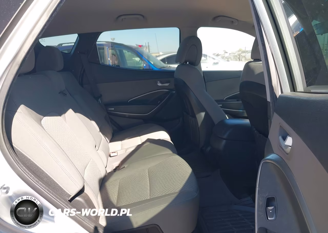 2017 Hyundai Santa Fe Sport 2.4L VIN:5XYZT3LB8HG457349 - 8