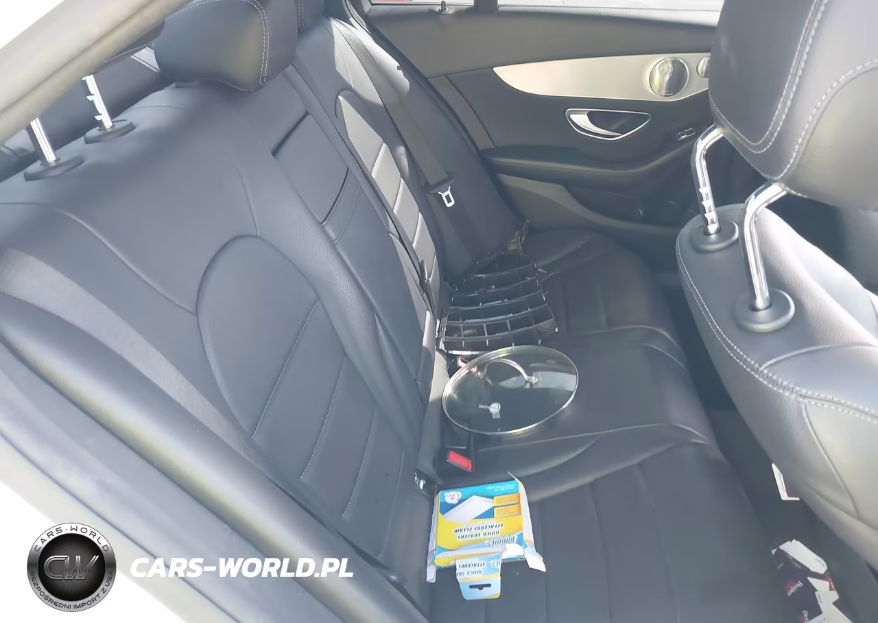 2018 Mercedes-Benz C 300 VIN:55SWF4JB9JU279966 - 8
