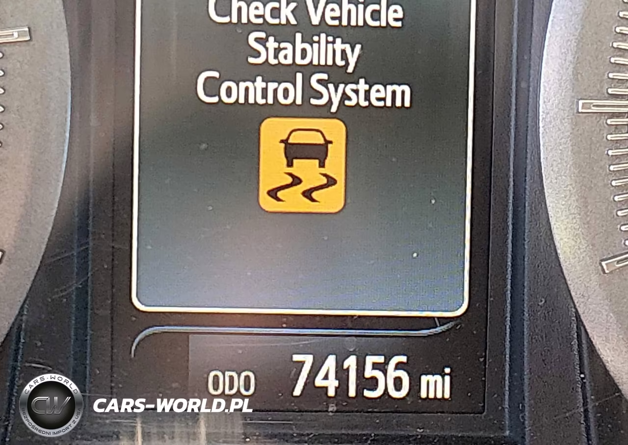 2018 Toyota Sienna Le 8 Passenger VIN:5TDKZ3DC1JS901753 - 15