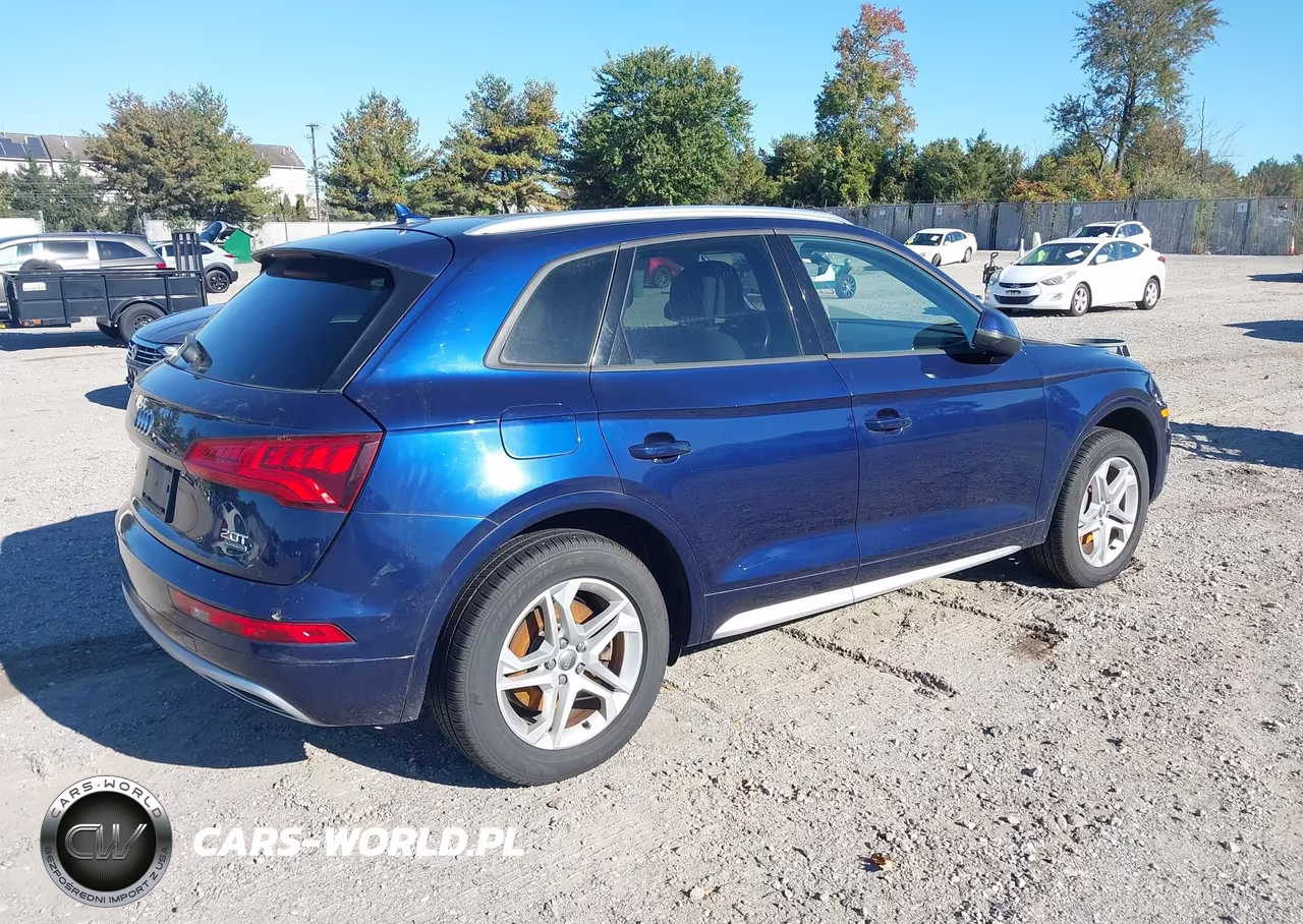 2018 Audi Q5 2.0T Premium-2.0T Tech Premium VIN:WA1ANAFY7J2014406 - 4