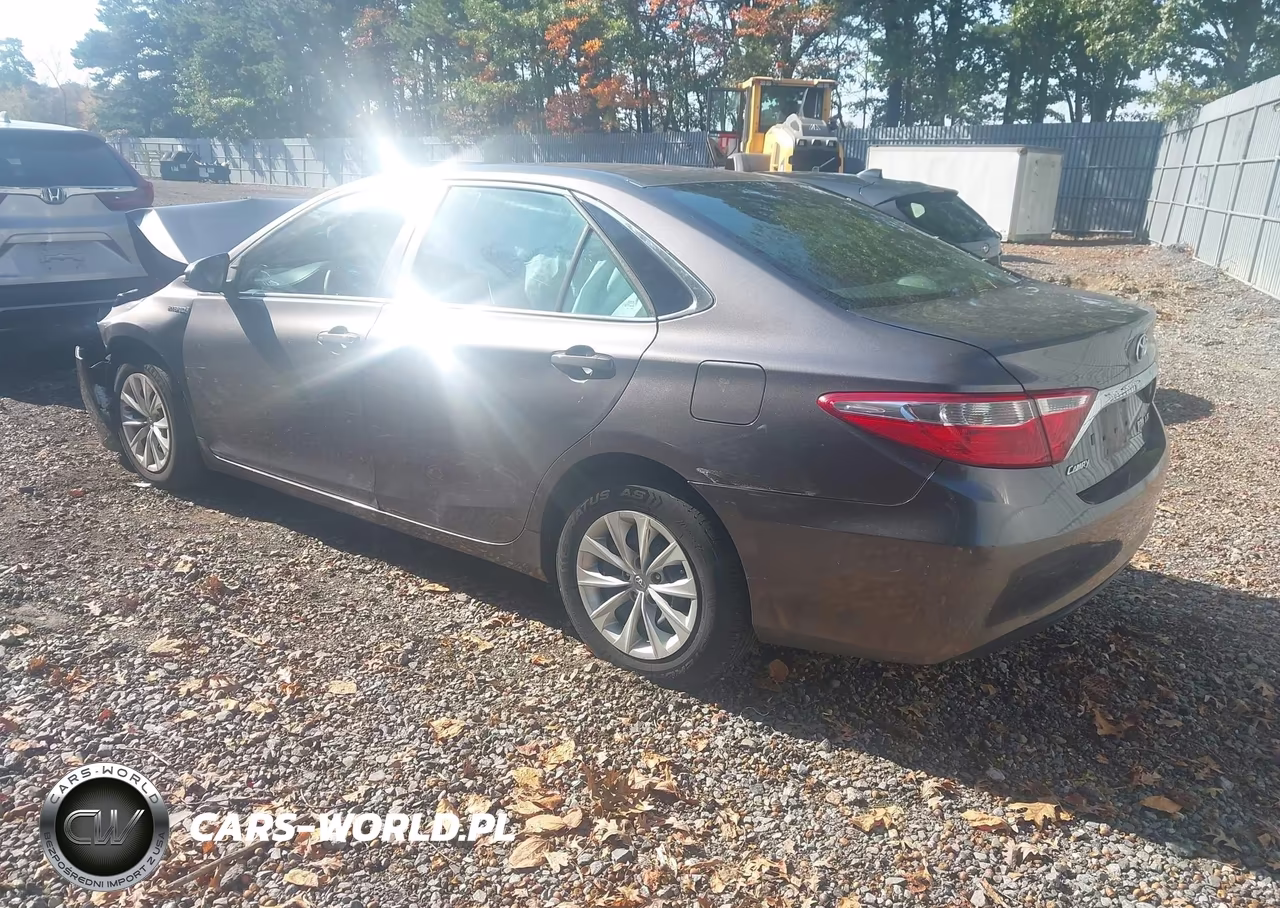 2015 TOYOTA CAMRY HYBRID LE VIN:4T1BD1FK2FU172698 - 3