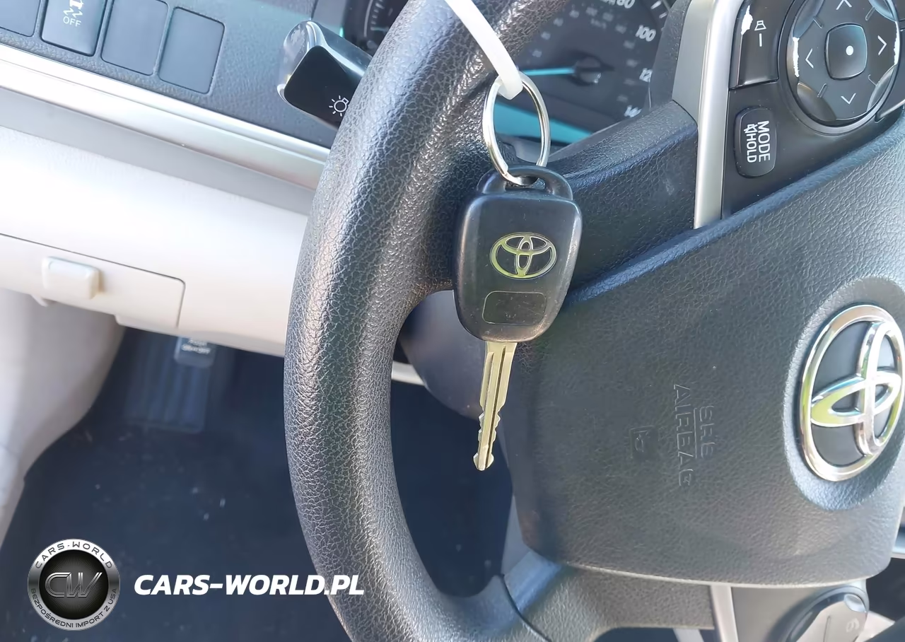 2012 Toyota Camry Le VIN:4T4BF1FK1CR183915 - 11