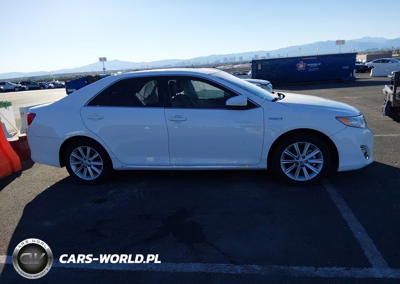 2013 Toyota Camry Hybrid Xle VIN:4T1BD1FK2DU069374 - 13