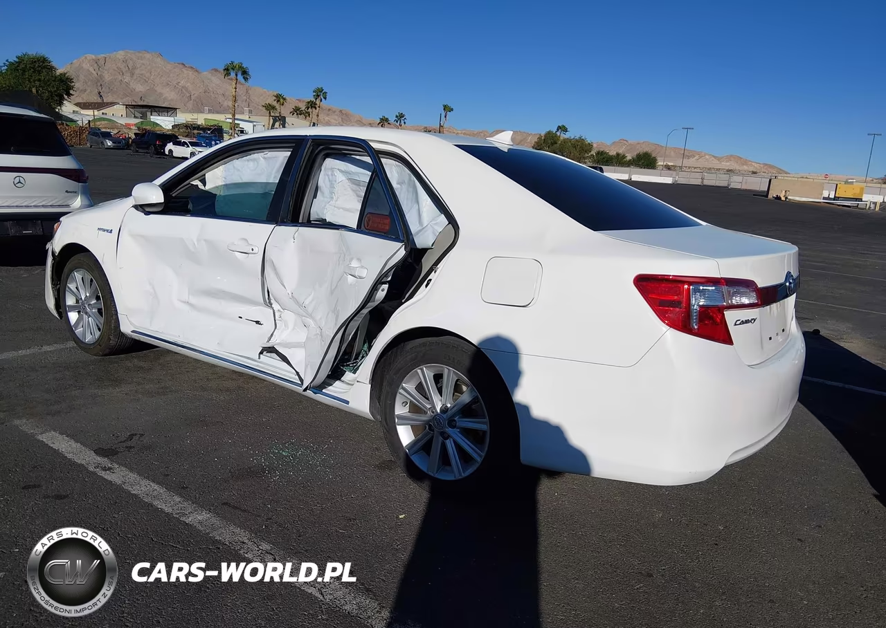 2013 Toyota Camry Hybrid Xle VIN:4T1BD1FK2DU069374 - 3