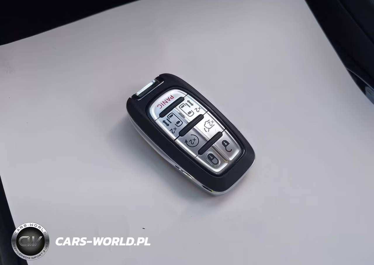 2026 Chrysler Pacifica Limited VIN:2C4RC1GG0TR182509 - 11