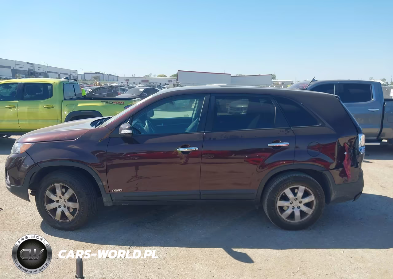 2011 Kia Sorento Lx VIN:5XYKT3A17BG113711 - 14