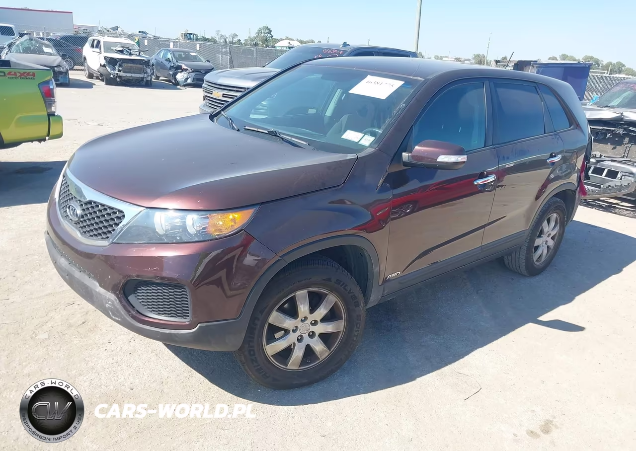 2011 Kia Sorento Lx VIN:5XYKT3A17BG113711 - 2