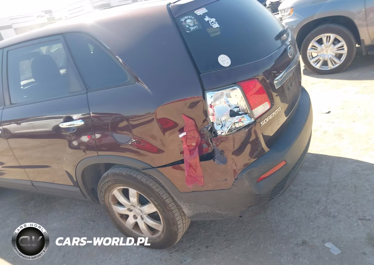 2011 Kia Sorento Lx VIN:5XYKT3A17BG113711 - 6