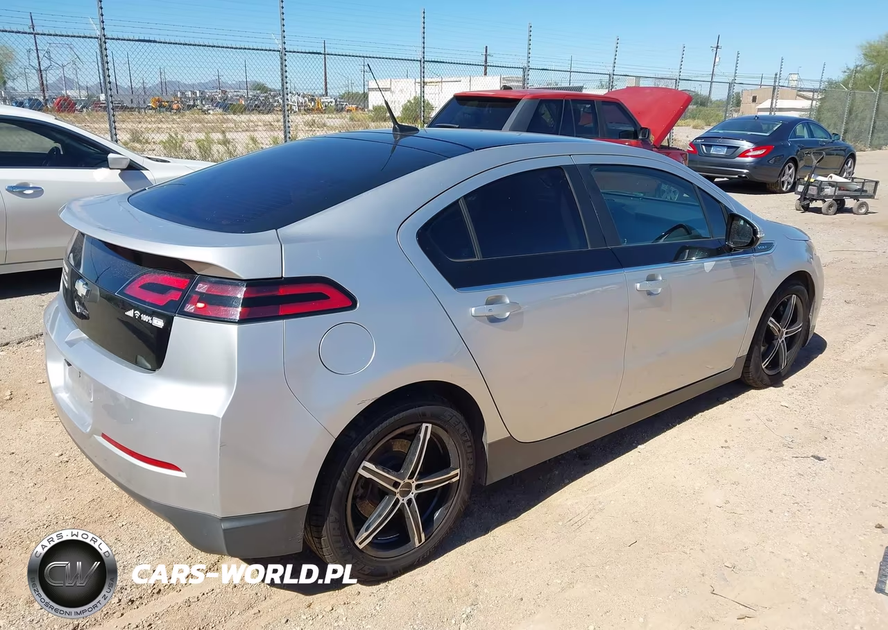 2012 Chevrolet Volt VIN:1G1RB6E41CU112585 - 4