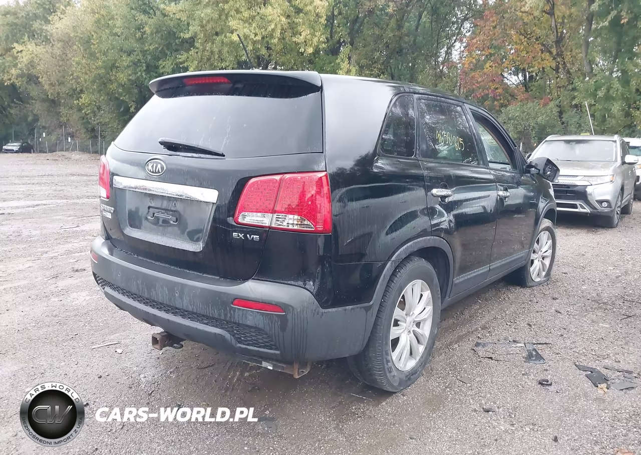 2011 Kia Sorento Ex V6 VIN:5XYKU4A25BG025297 - 4