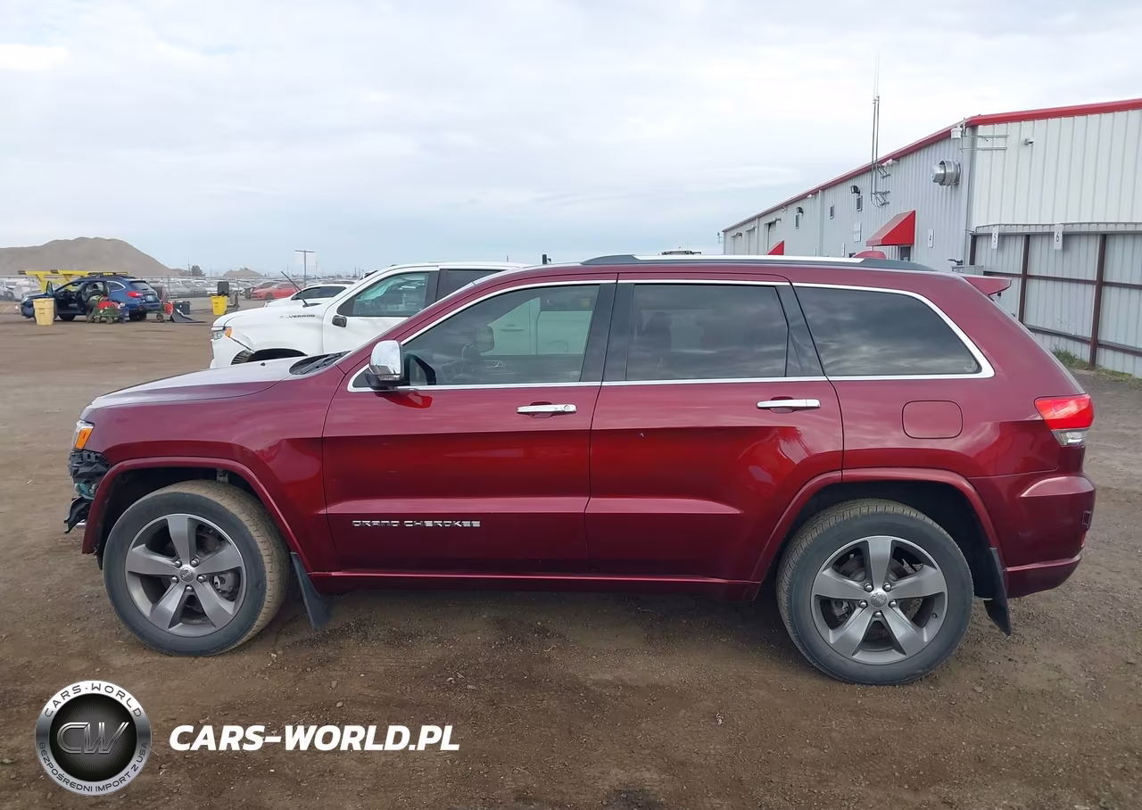 2016 Jeep Grand Cherokee Overland VIN:1C4RJFCG2GC475674 - 15