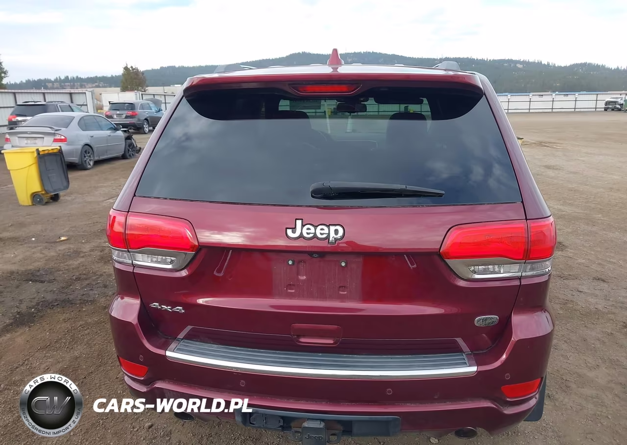 2016 Jeep Grand Cherokee Overland VIN:1C4RJFCG2GC475674 - 17
