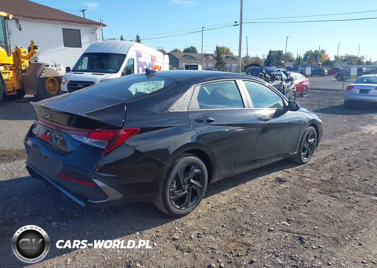 2026 Hyundai Elantra Sel Sport VIN:KMHLM4DG3TU283387 - 4