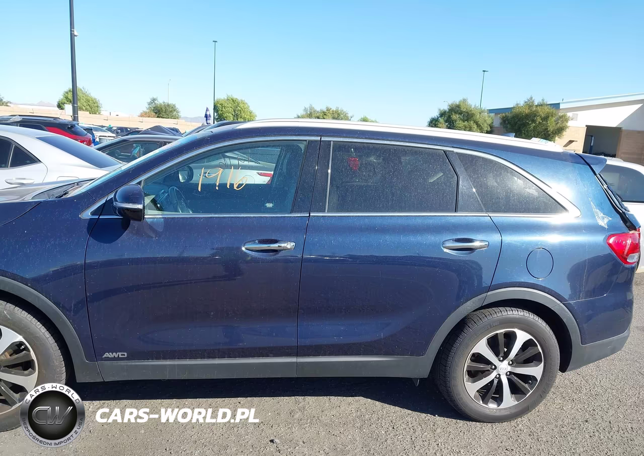 2016 Kia Sorento 2.0T Ex VIN:5XYPHDA15GG012817 - 14