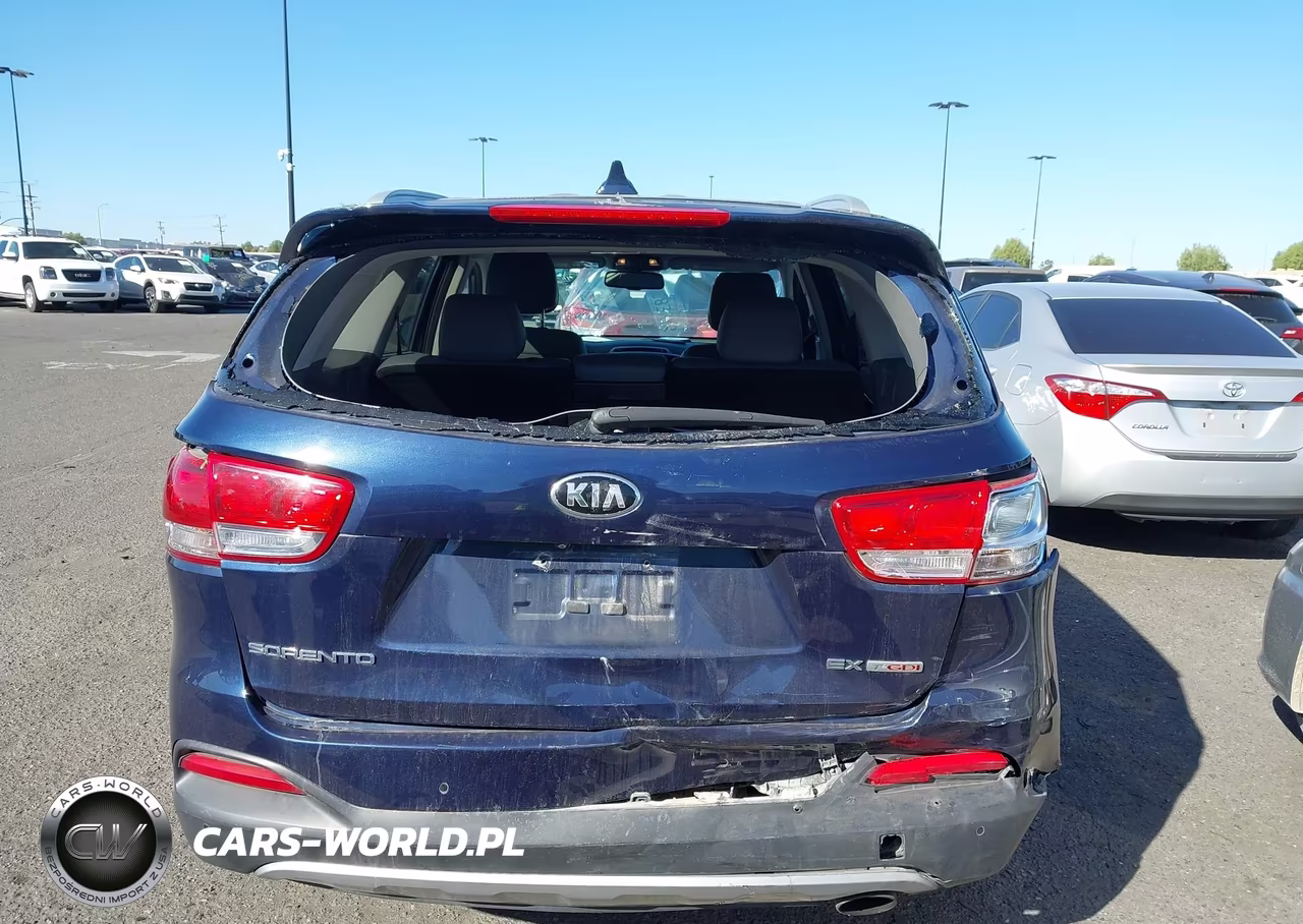 2016 Kia Sorento 2.0T Ex VIN:5XYPHDA15GG012817 - 16