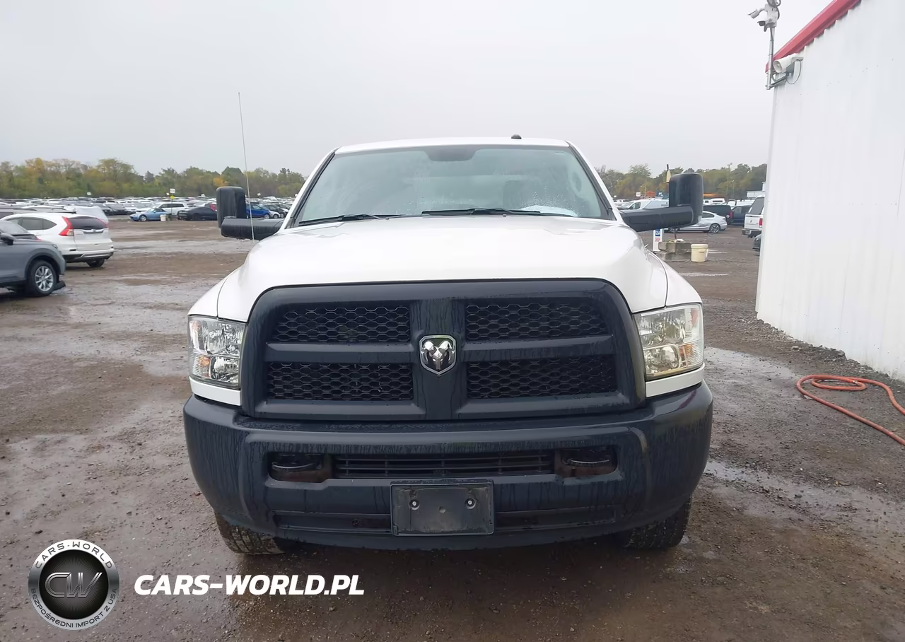 2018 Ram 3500 Tradesman 4X4 8' Box VIN:3C63R3GTXJG285251 - 12