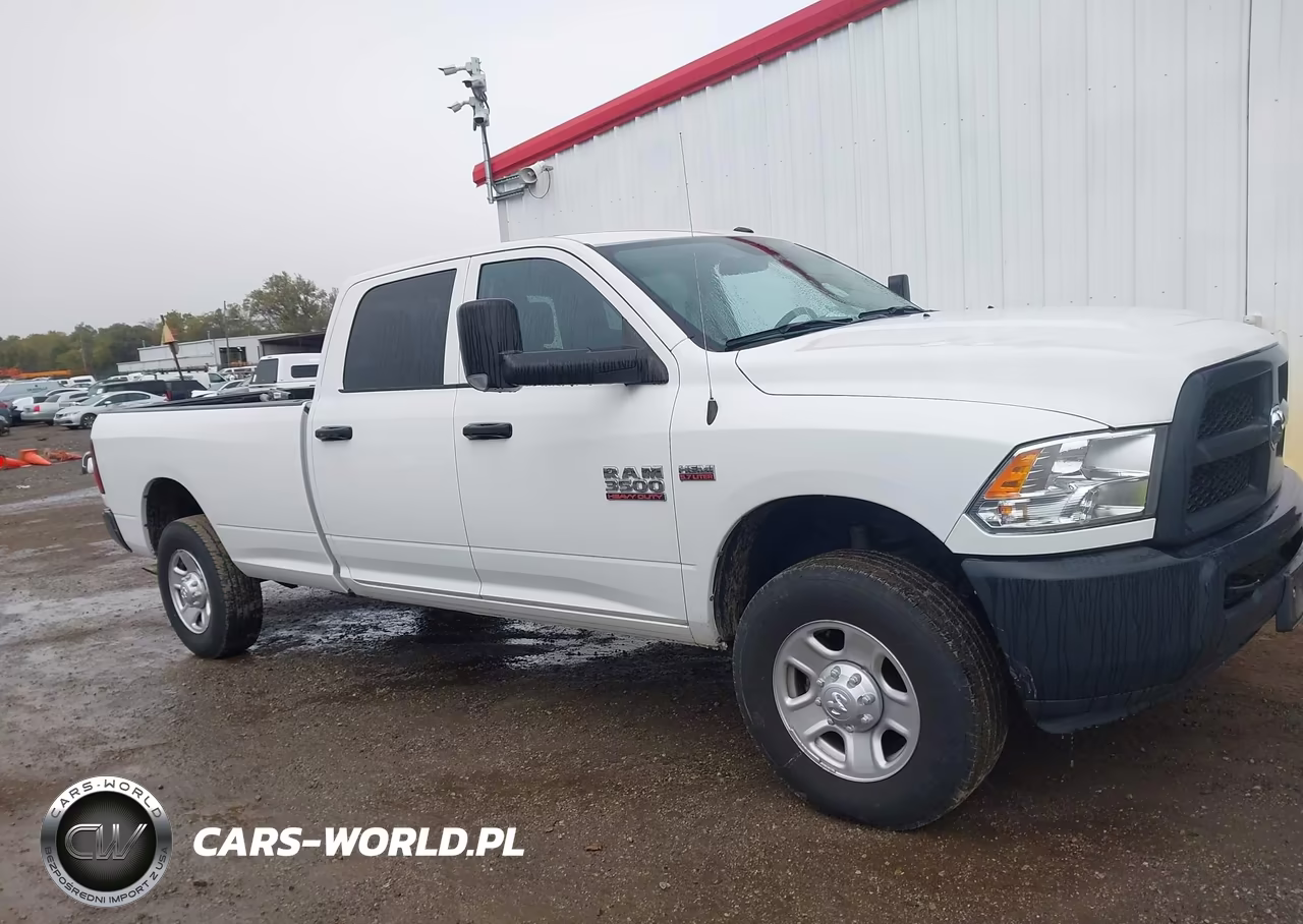 2018 Ram 3500 Tradesman 4X4 8' Box VIN:3C63R3GTXJG285251 - 13