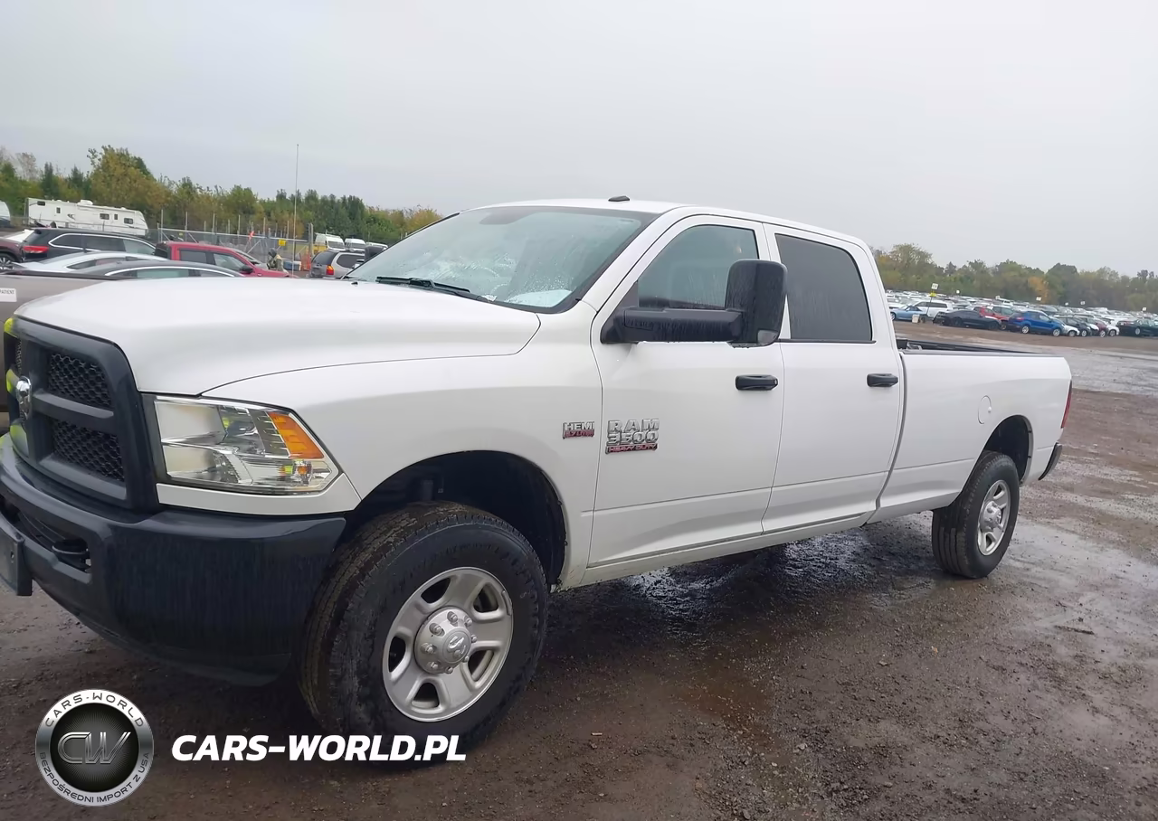 2018 Ram 3500 Tradesman 4X4 8' Box VIN:3C63R3GTXJG285251 - 14