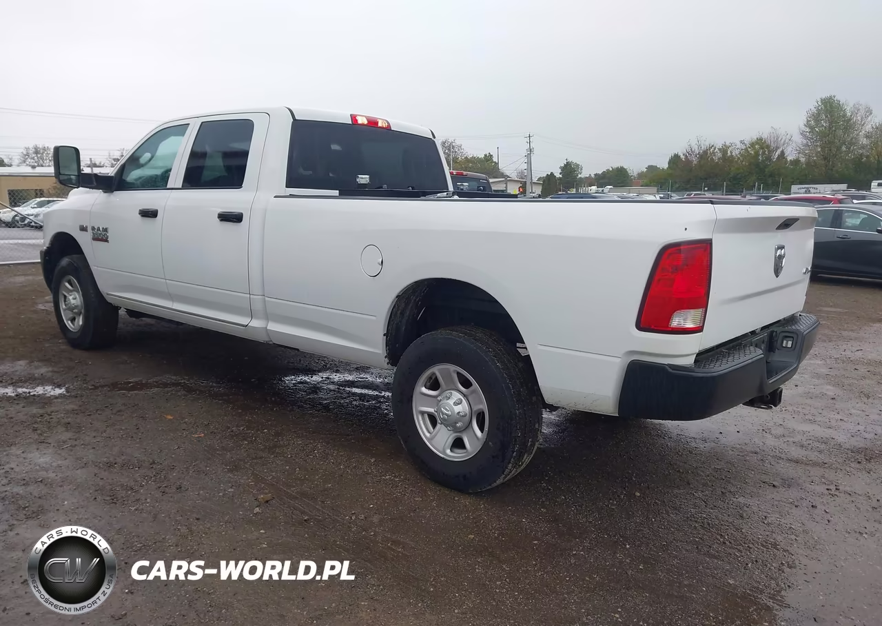 2018 Ram 3500 Tradesman 4X4 8' Box VIN:3C63R3GTXJG285251 - 3