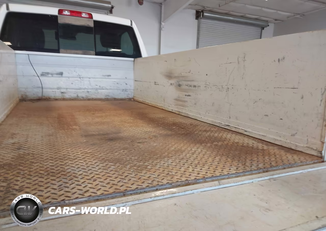 2017 Ram 3500 Tradesman 4X4 8' Box VIN:3C7WR3AJ4HG785450 - 8