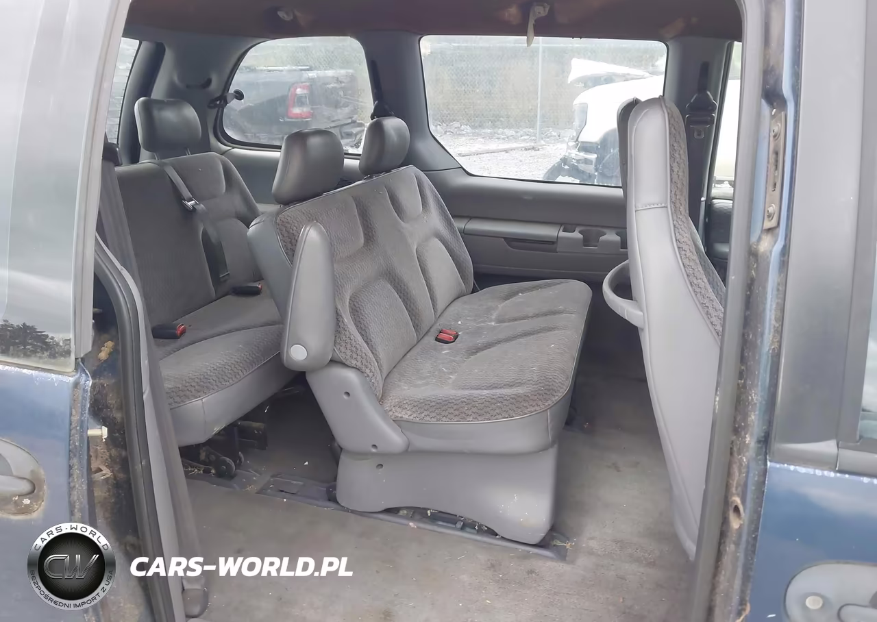 2000 Chrysler Voyager VIN:2C4GJ25R0YR753124 - 8