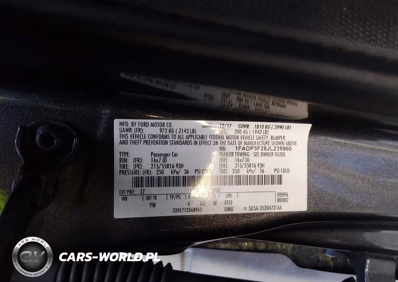 2018 Ford Focus Se VIN:1FADP3F28JL236960 - 9