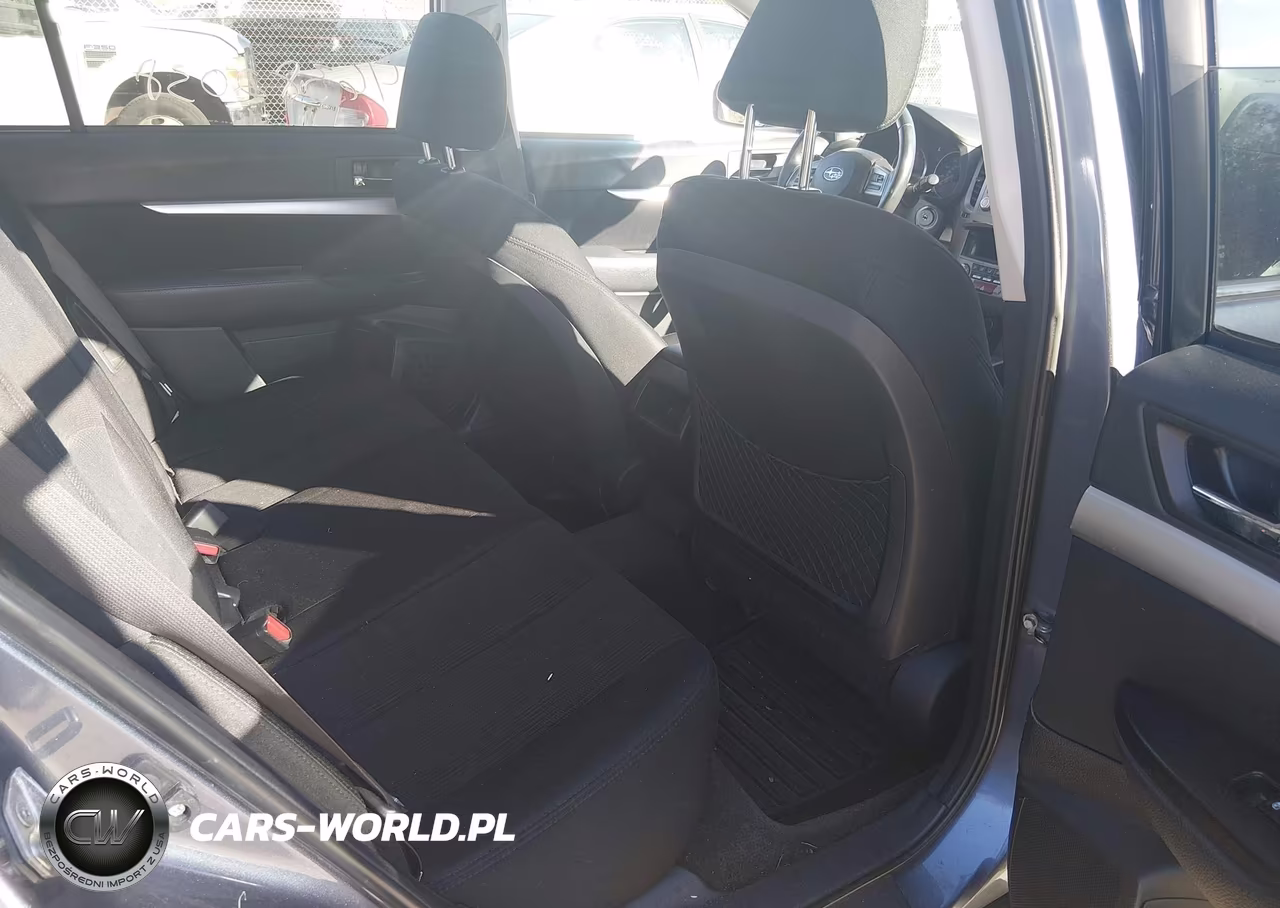 2013 Subaru Outback 2.5I Premium VIN:4S4BRBCC9D3264088 - 8
