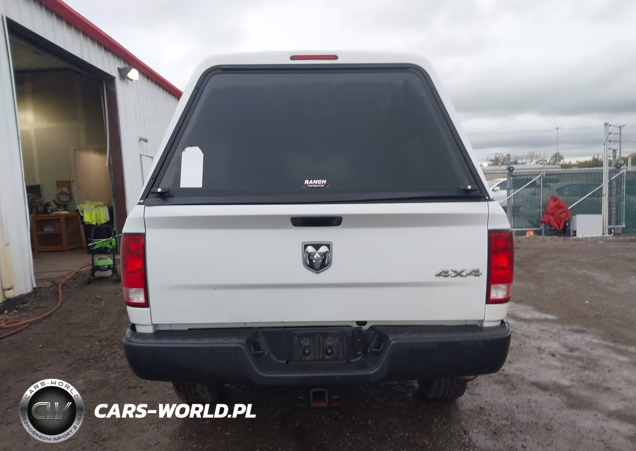 2018 Ram 3500 Tradesman 4X4 8' Box VIN:3C63R3GT4JG292101 - 16