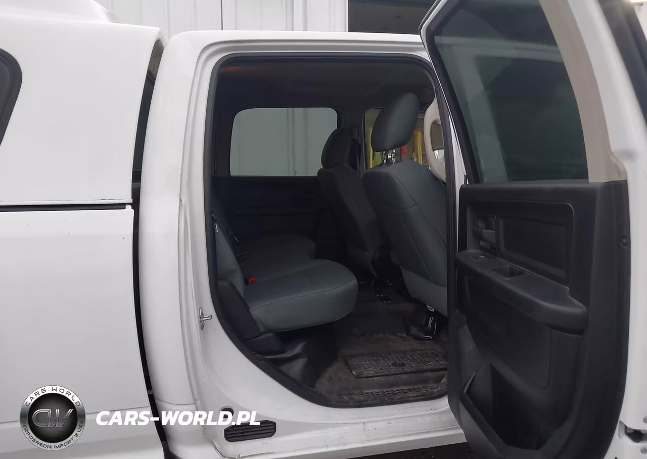 2018 Ram 3500 Tradesman 4X4 8' Box VIN:3C63R3GT4JG292101 - 8