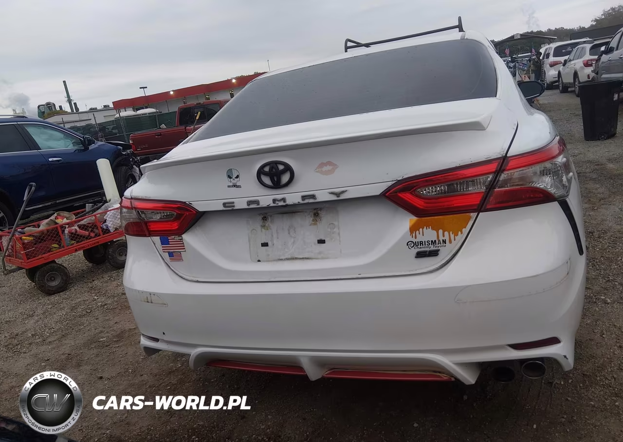 2018 Toyota Camry Se VIN:4T1B11HK7JU667946 - 16