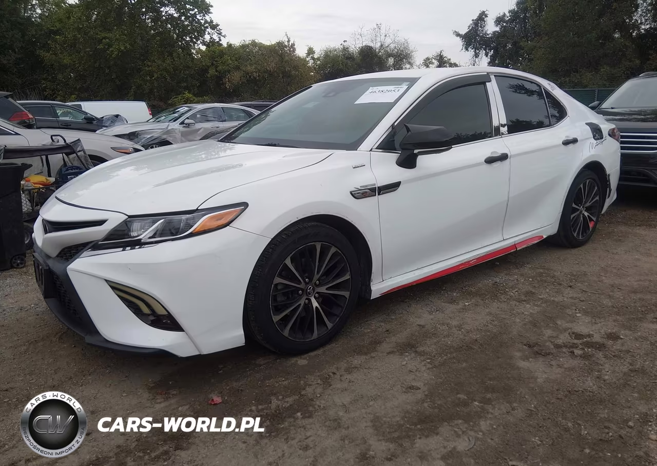 2018 Toyota Camry Se VIN:4T1B11HK7JU667946 - 2