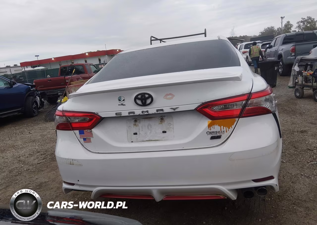 2018 Toyota Camry Se VIN:4T1B11HK7JU667946 - 6