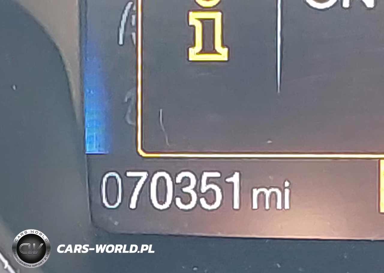 2015 Ford Focus Titanium VIN:1FADP3J20FL324108 - 15