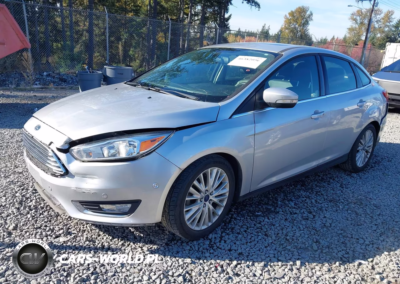 2015 Ford Focus Titanium VIN:1FADP3J20FL324108 - 2