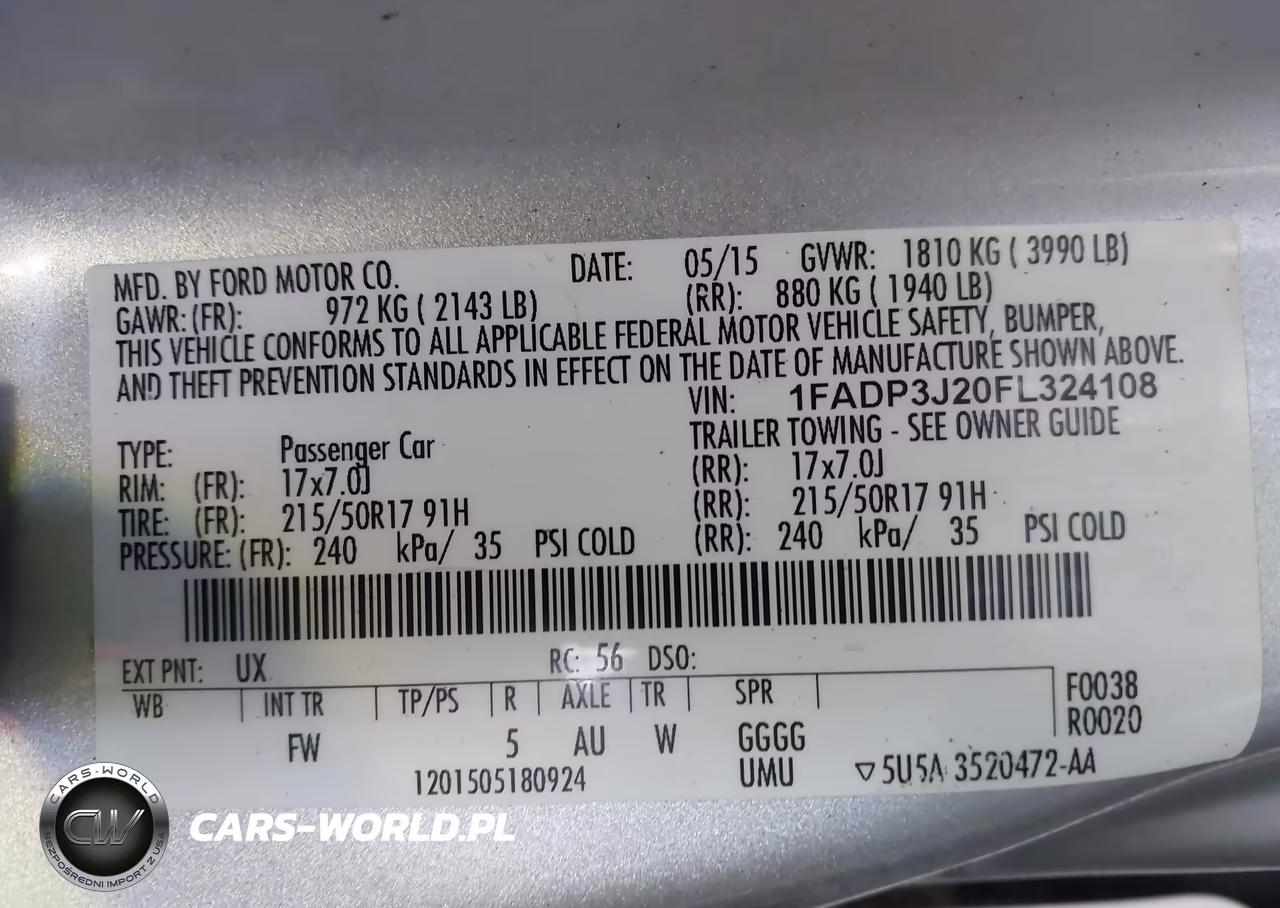 2015 Ford Focus Titanium VIN:1FADP3J20FL324108 - 9