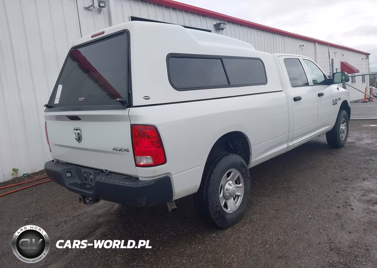 2018 Ram 3500 Tradesman 4X4 8' Box VIN:3C63R3GT1JG299085 - 4