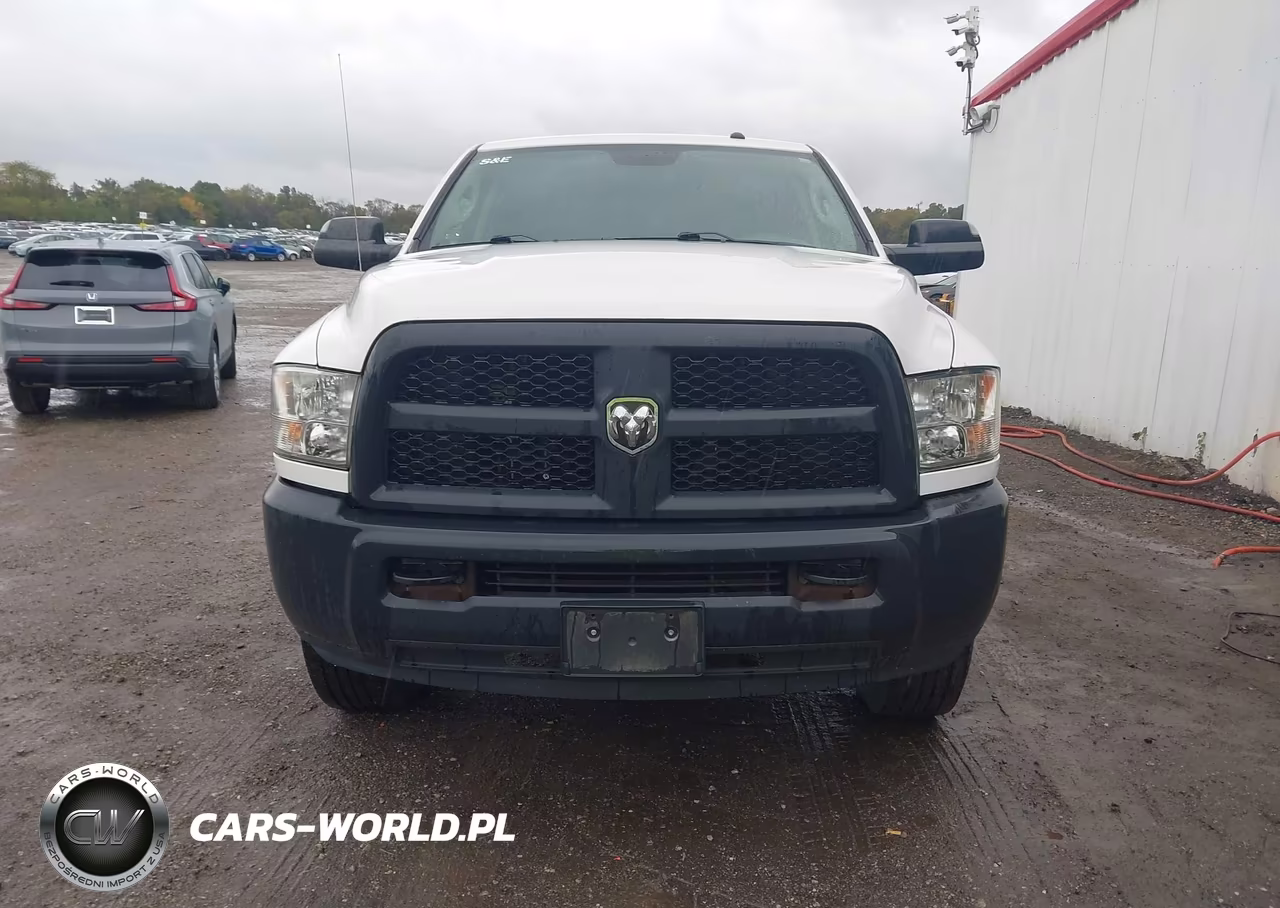 2018 Ram 3500 Tradesman 4X4 8' Box VIN:3C63R3GT1JG299085 - 6