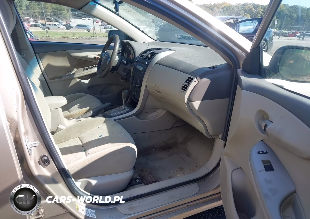 2010 Toyota Corolla Le VIN:2T1BU4EE7AC486015 - 5