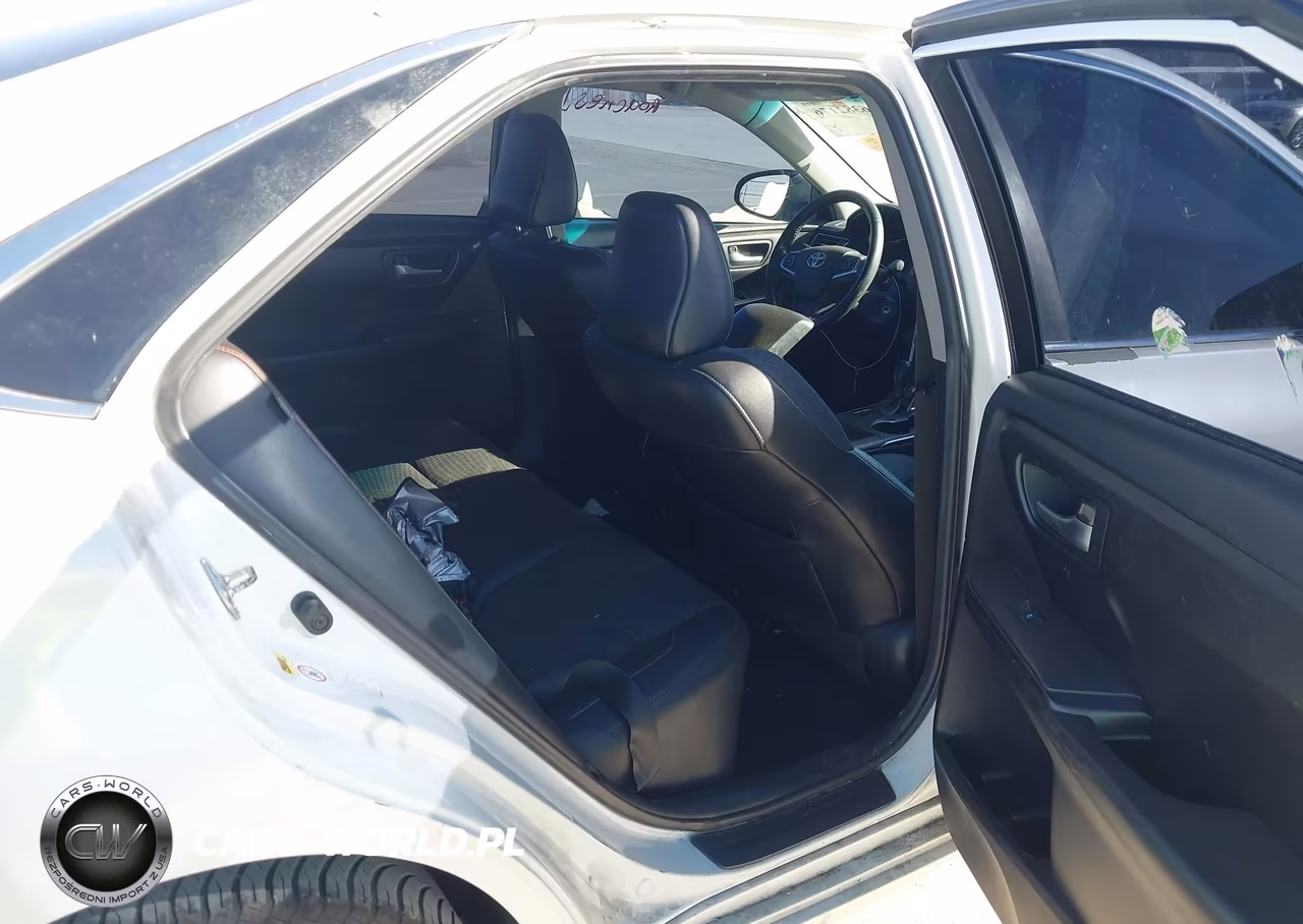 2015 Toyota Camry Se VIN:4T1BF1FK0FU057138 - 8