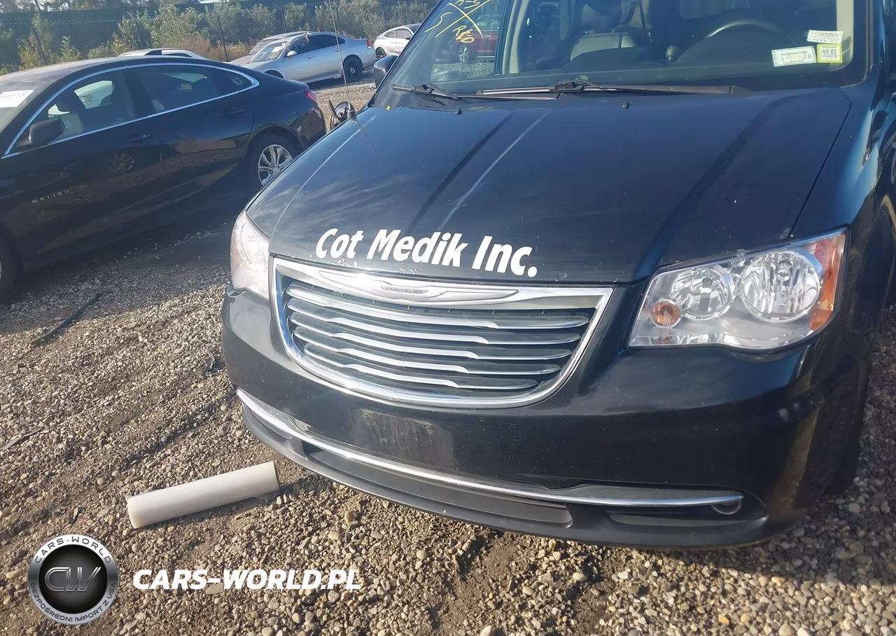 2013 Chrysler Town & Country Touring VIN:2C4RC1BG1DR647646 - 6