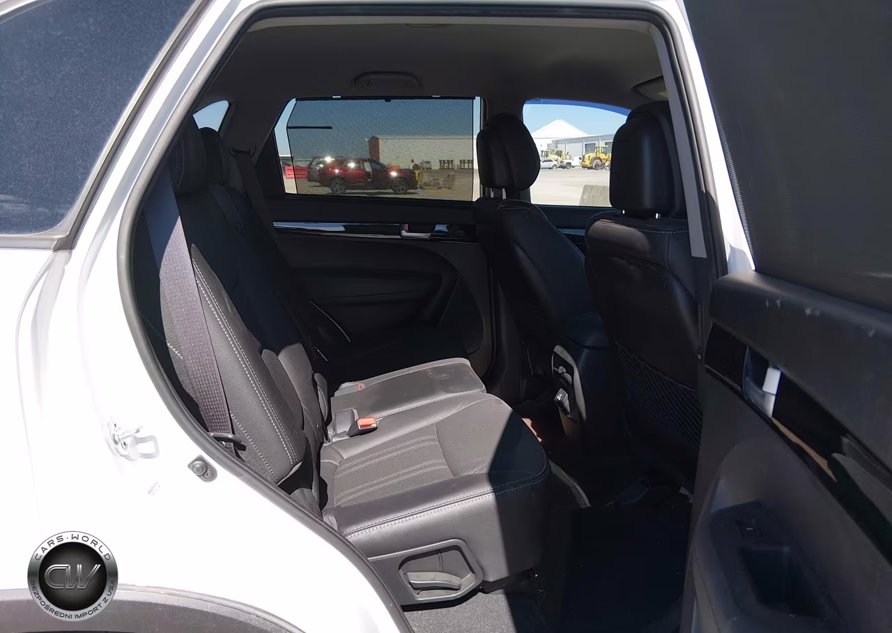 2015 Kia Sorento Ex V6 VIN:5XYKU4A78FG647068 - 8