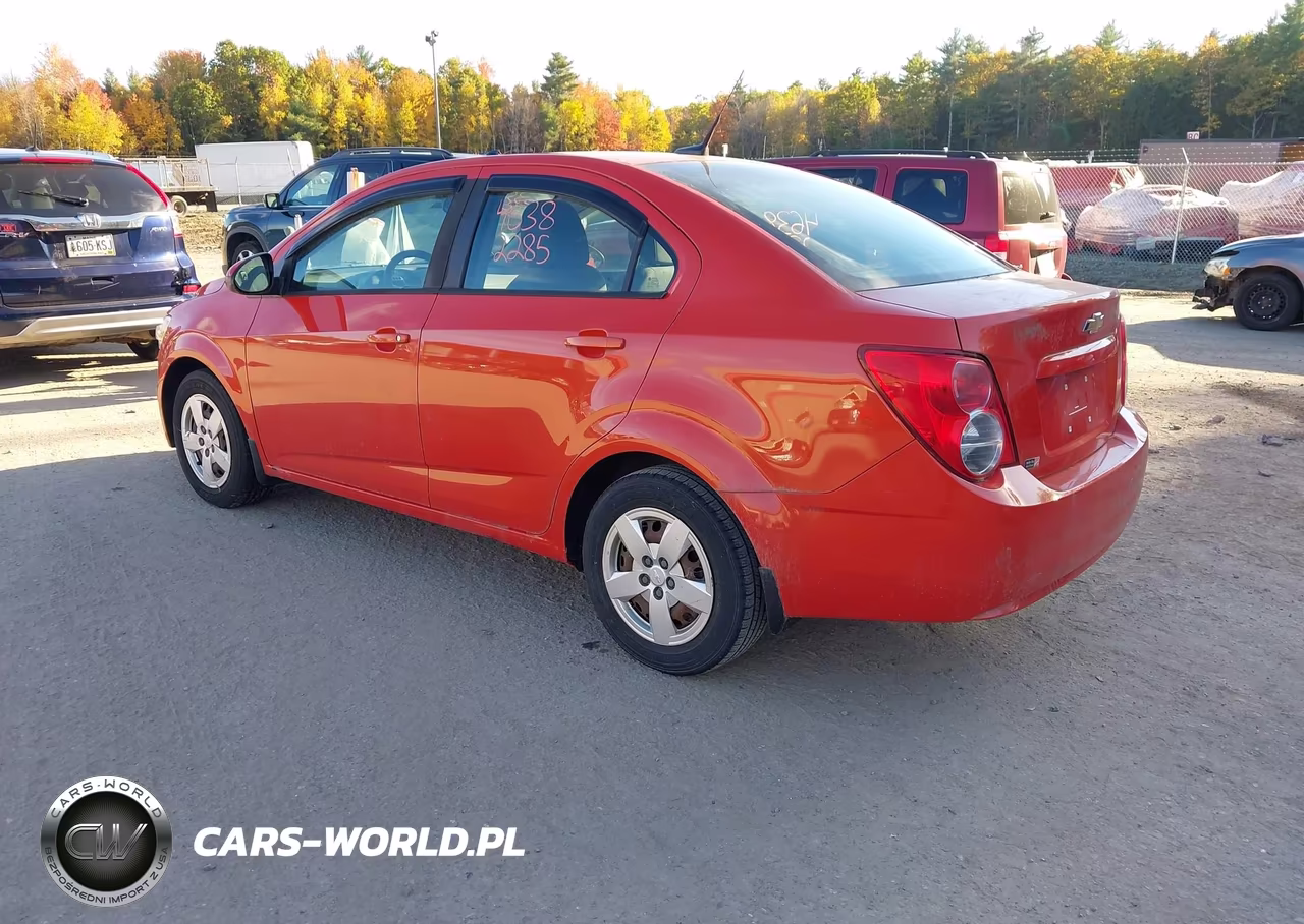 2013 Chevrolet Sonic Ls Auto VIN:1G1JA5SG3D4143959 - 3